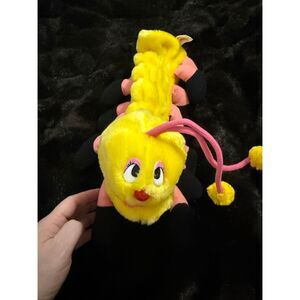 Animal Express 1978 Yellow Caterpillar Lotsaleggs Hand Puppet stuffed animal